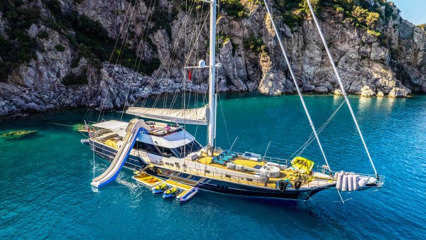 Sailing Yacht Good Life