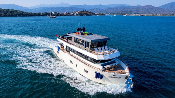 Albatros Explorer Motor Yacht