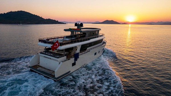 Motor Yacht Albatros Explorer