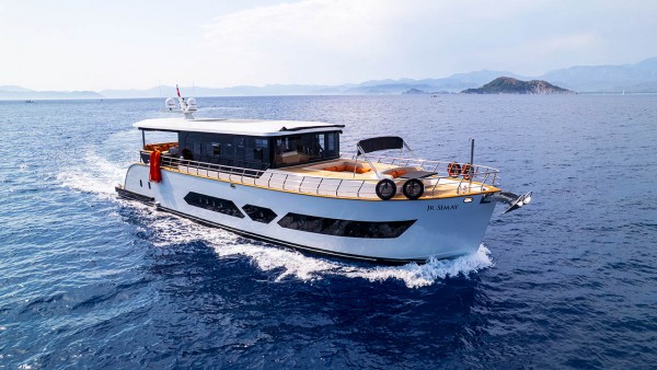 Jr. Simay Motor Yacht