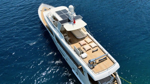 Motor Yacht Vanguard